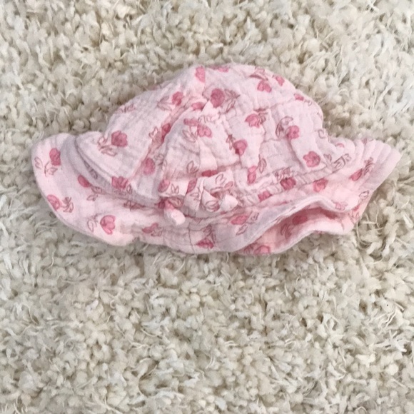 2 pc Romper and Sun Hat | 3-6 month - Picture 4 of 7